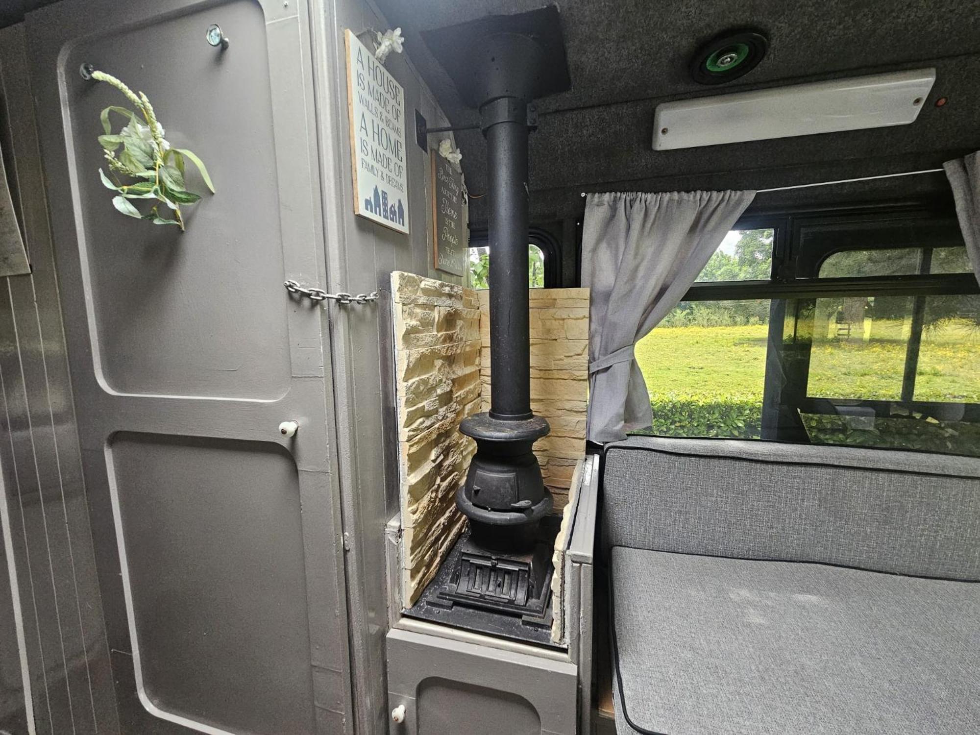 Retro Camper Hire Discover Ireland Dublin Eksteriør bilde